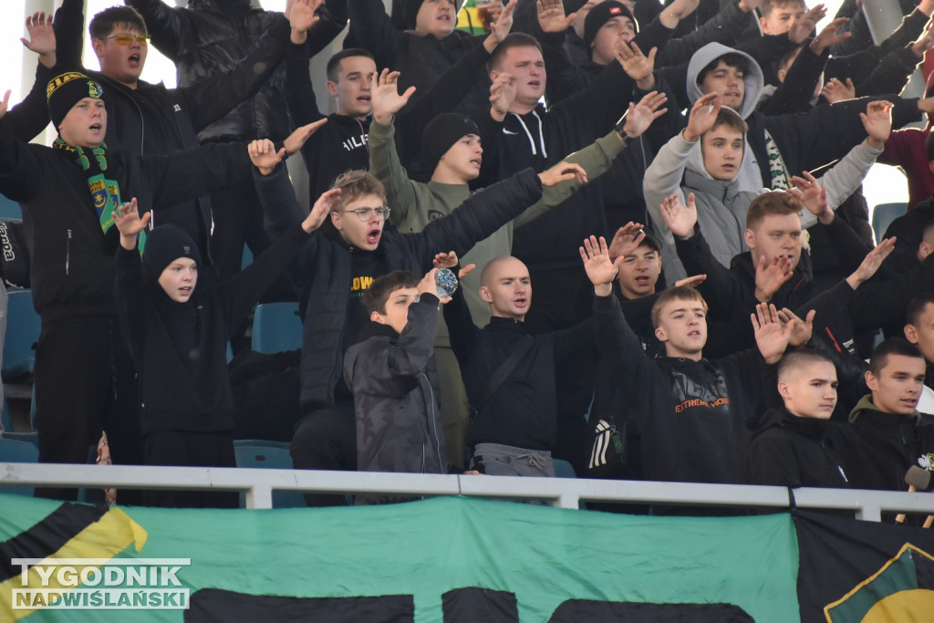 Zdjęcia kibiców Siarka Tarnobrzeg - Stal Kraśnik