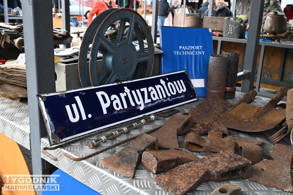 Pchli targ w Tarnobrzegu - październik