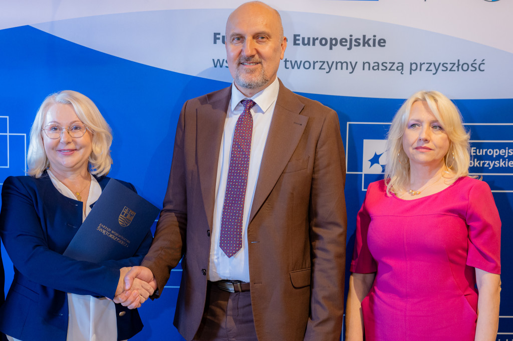 Podpisanie umów w Zamku Królewskim w Sandomierzu