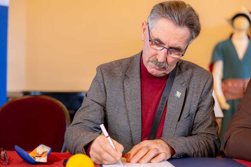 Podpisanie umów w Zamku Królewskim w Sandomierzu