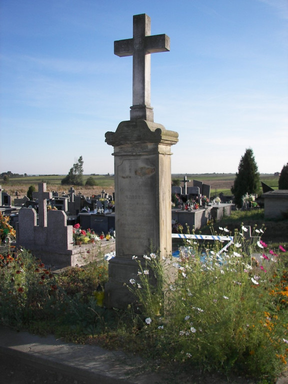 Cmentarz parafialny w Goźlicach