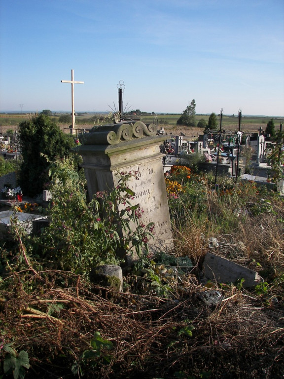 Cmentarz parafialny w Goźlicach