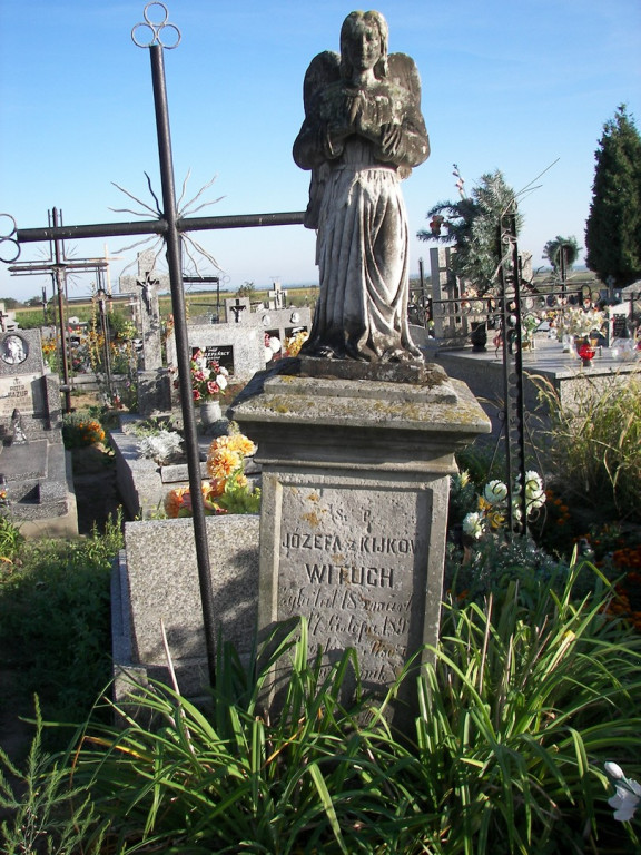 Cmentarz parafialny w Goźlicach