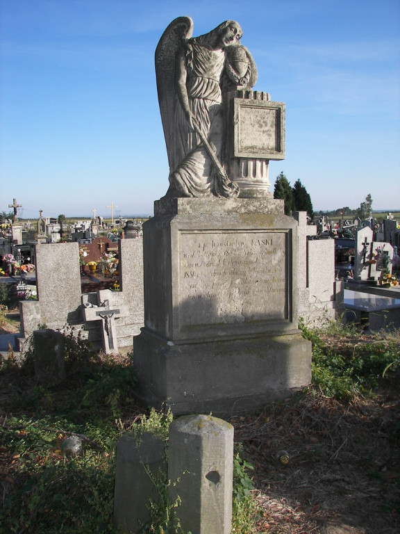 Cmentarz parafialny w Goźlicach