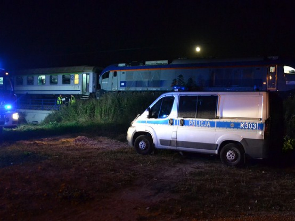 Pociąg potrącił mężczyznę [ZDJĘCIA!]