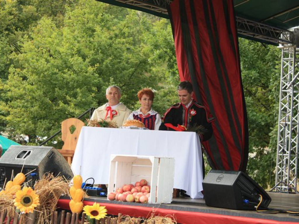 Minister spraw zagranicznych na sandomierskich dożynkach. [Zdjęcia]