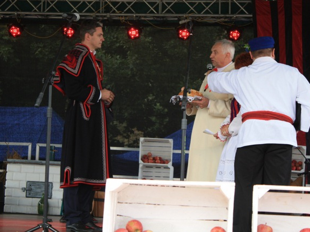 Minister spraw zagranicznych na sandomierskich dożynkach. [Zdjęcia]