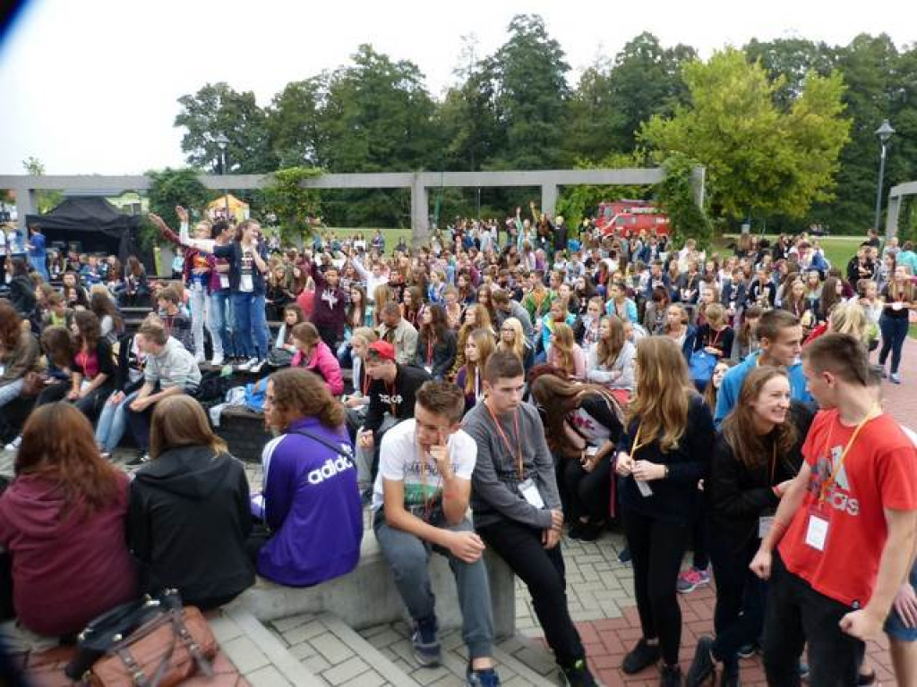 Kilka tysięcy osób na Dniach Młodych w Staszowie [ZDJĘCIA]