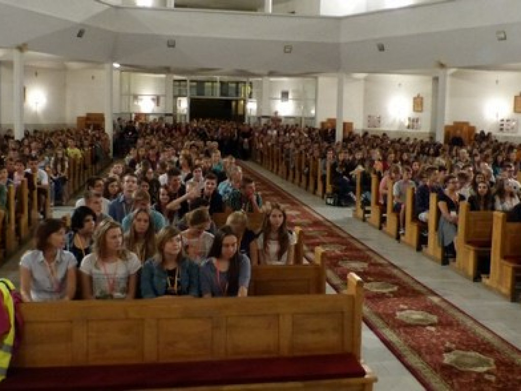 Kilka tysięcy osób na Dniach Młodych w Staszowie [ZDJĘCIA]