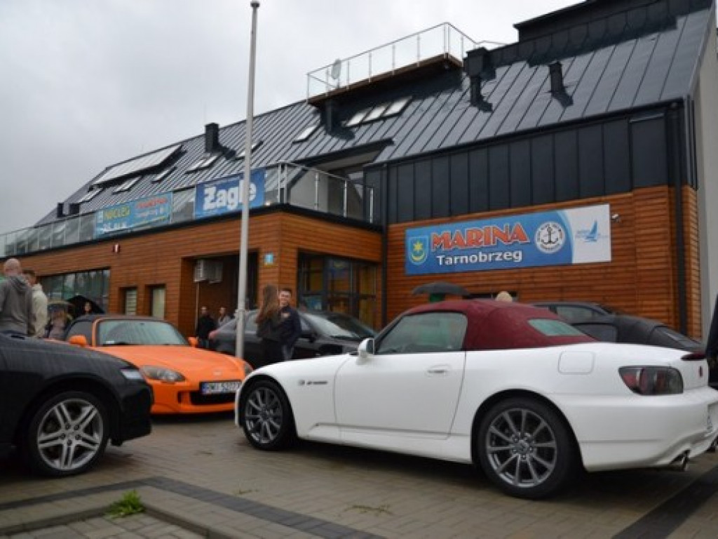 Zlot samochodów marki Honda nad Jeziorem Tarnobrzeskim