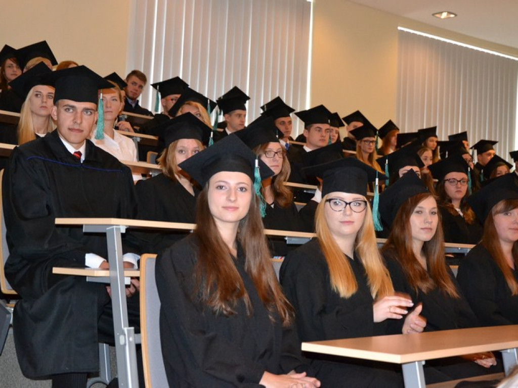 Ponad 400 nowych studentów na tarnobrzeskiej PWSZ. [ZDJĘCIA]