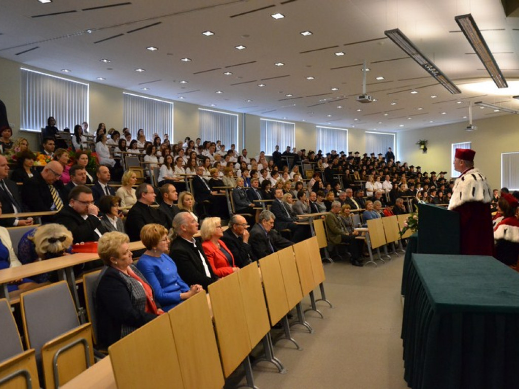 Ponad 400 nowych studentów na tarnobrzeskiej PWSZ. [ZDJĘCIA]