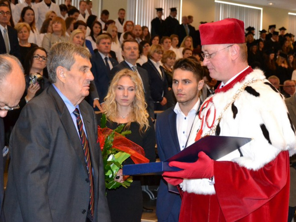 Ponad 400 nowych studentów na tarnobrzeskiej PWSZ. [ZDJĘCIA]