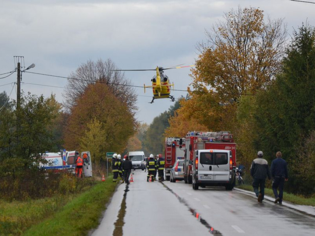 Tragiczny wypadek w Grębowie. Nie żyje jedna osoba [ZDJĘCIA] [WIDEO]