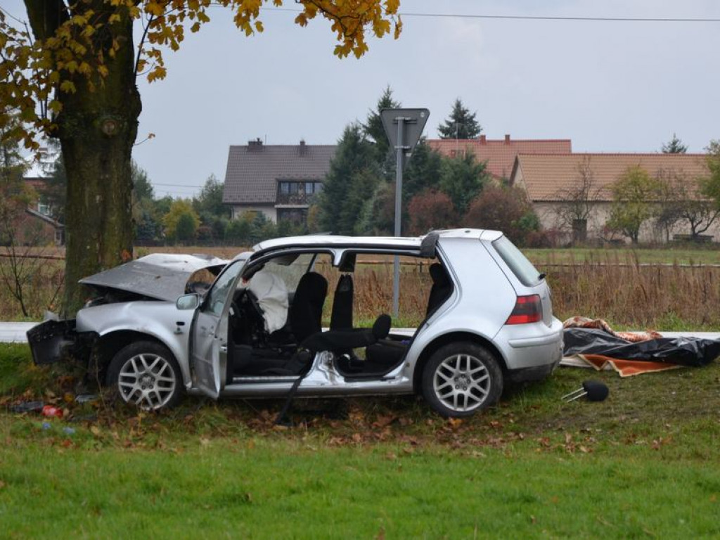 Tragiczny wypadek w Grębowie. Nie żyje jedna osoba [ZDJĘCIA] [WIDEO]