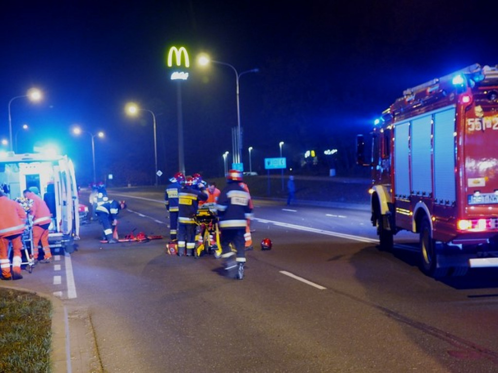 Nie wszyscy szczęśliwie dojechali na cmentarze [ZDJĘCIA]