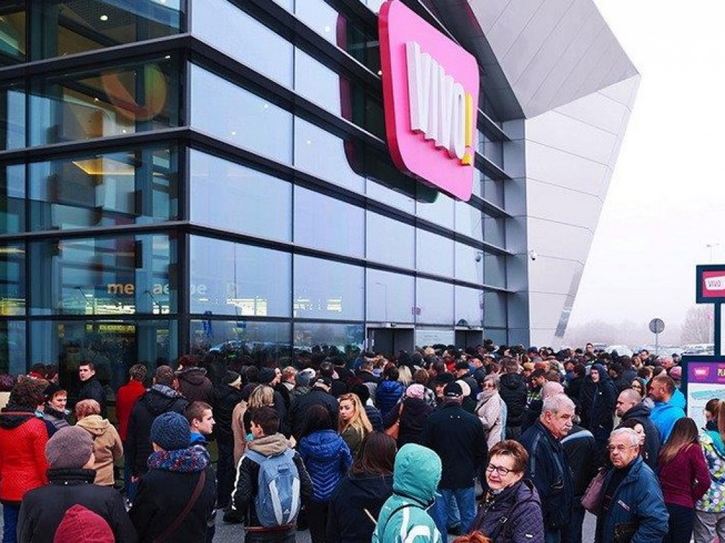 Tłumy w galerii VIVO! Imprezy z okazji jej otwarcia będą trwać do 8 listopada. [Zdjęcia!]