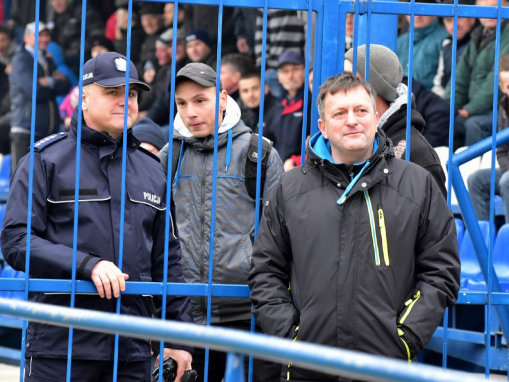 Gorące derby w okręgówce. Przepychanki na boisku [Zdjęcia!]