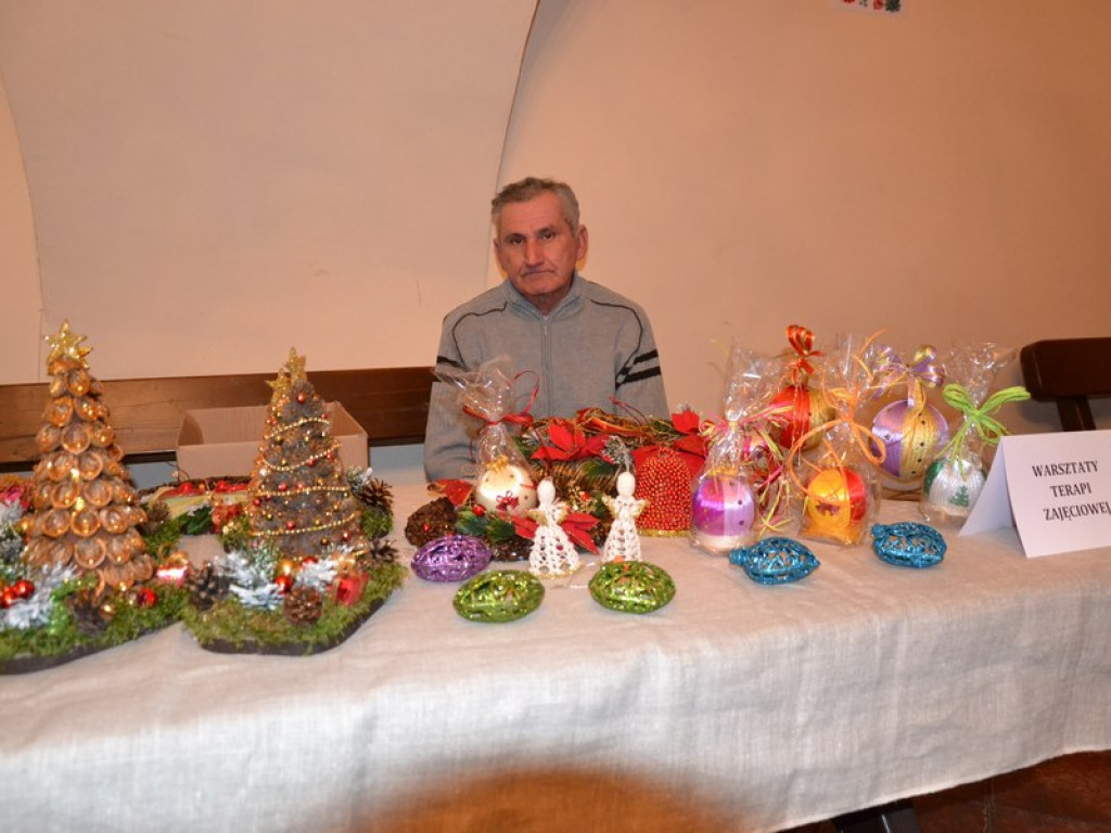 Pierwszy Staropolski Przegląd Stołów Bożonarodzeniowych w Zamku w Baranowie Sandomierskim [Zdjęcia]