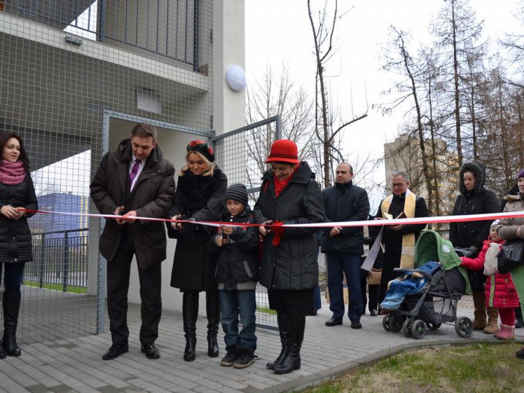 Blok socjalny oddany do użytku. Lokatorzy wprowadzą się jeszcze przed świętami [Zdjęcia]