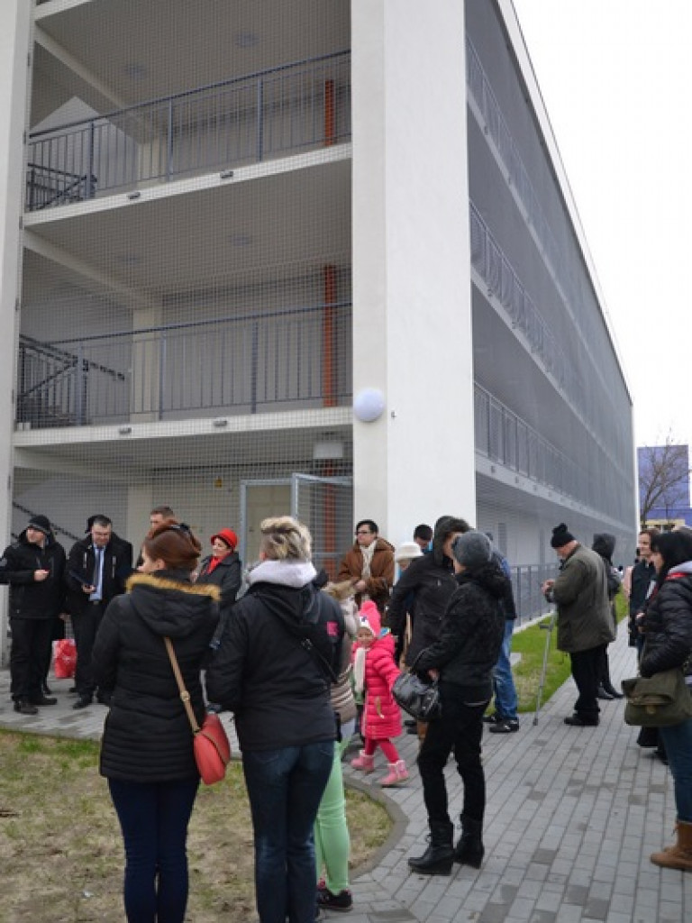 Blok socjalny oddany do użytku. Lokatorzy wprowadzą się jeszcze przed świętami [Zdjęcia]