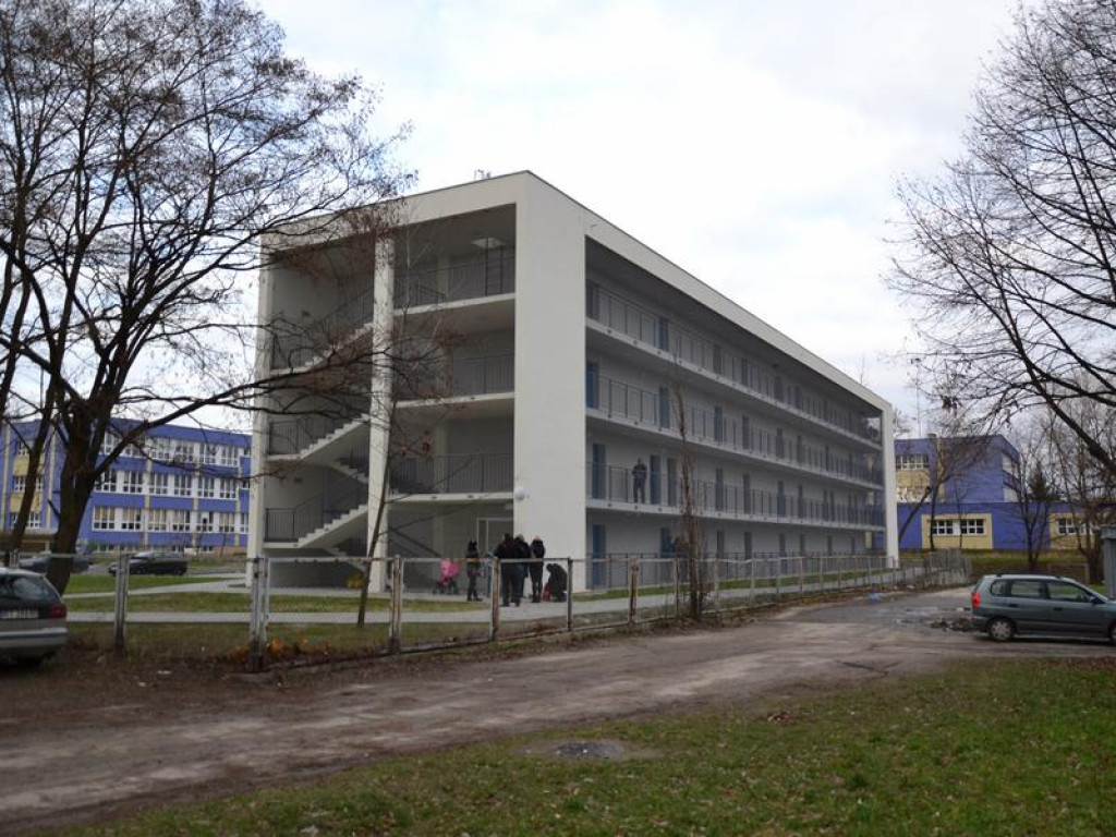 Blok socjalny oddany do użytku. Lokatorzy wprowadzą się jeszcze przed świętami [Zdjęcia]
