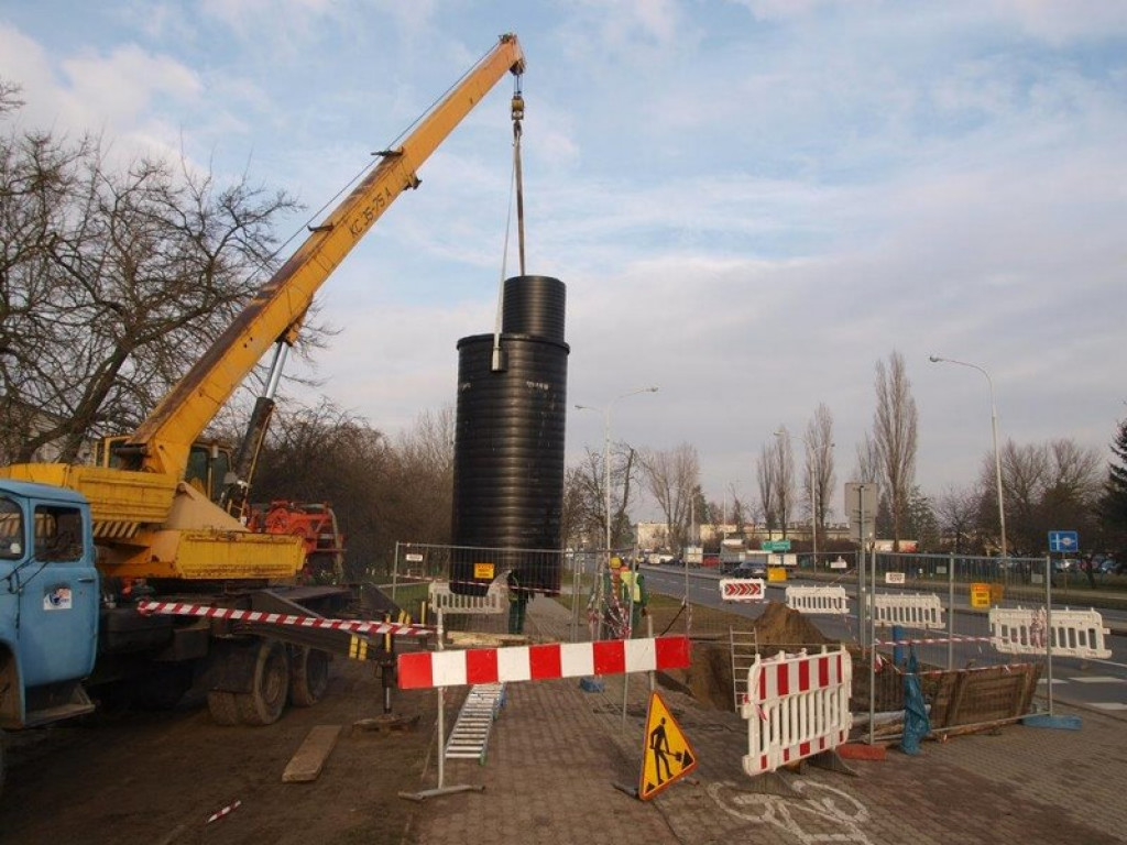 Wielka dziura w centrum miasta [Zdjęcia]