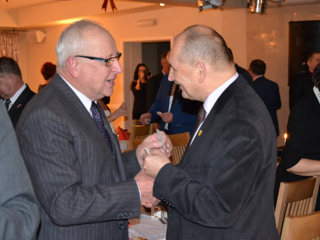 Spotkanie opłatkowe w starostwie powiatowym w Tarnobrzegu [Zdjęcia]