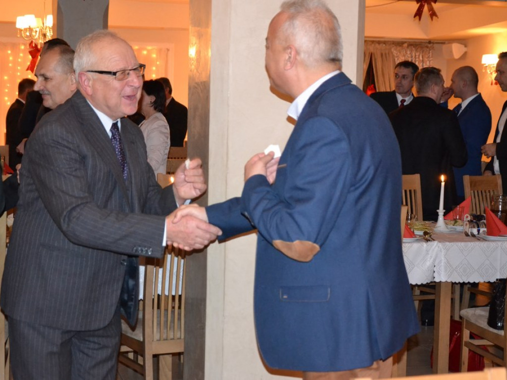 Spotkanie opłatkowe w starostwie powiatowym w Tarnobrzegu [Zdjęcia]