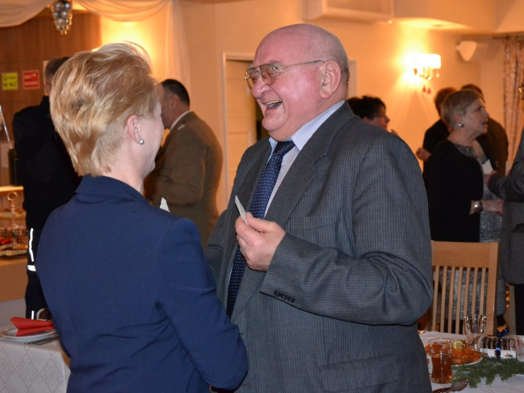 Spotkanie opłatkowe w starostwie powiatowym w Tarnobrzegu [Zdjęcia]