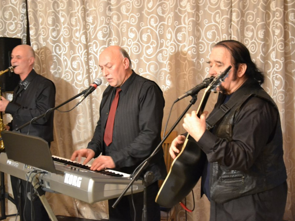 Spotkanie opłatkowe w starostwie powiatowym w Tarnobrzegu [Zdjęcia]