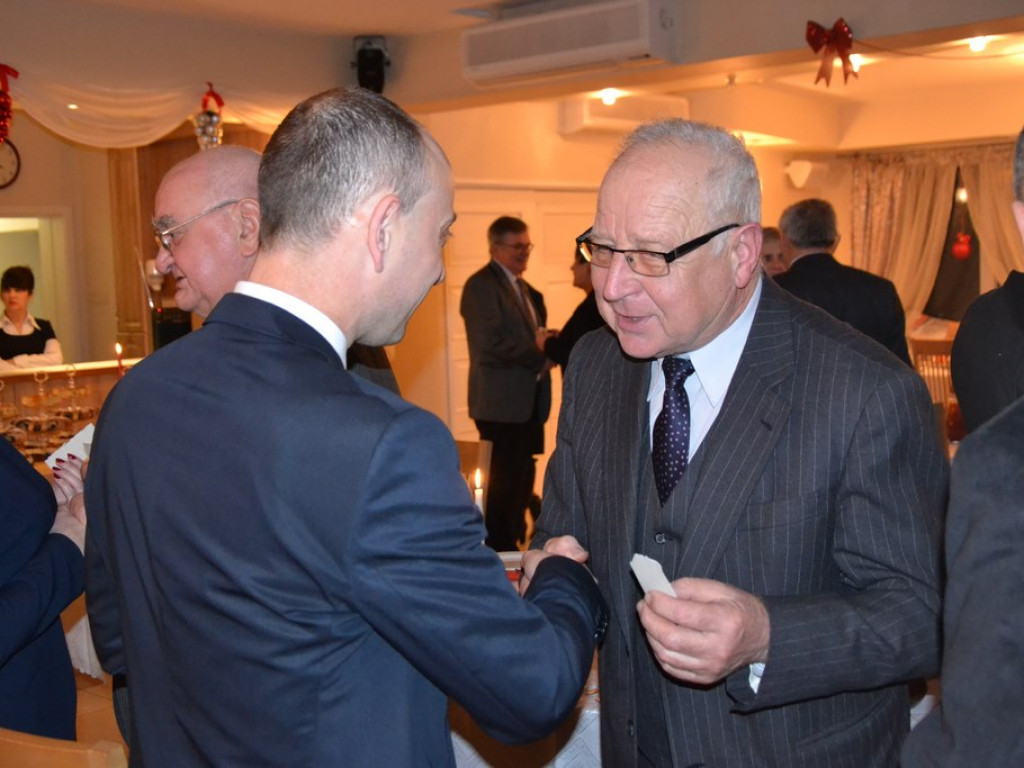 Spotkanie opłatkowe w starostwie powiatowym w Tarnobrzegu [Zdjęcia]