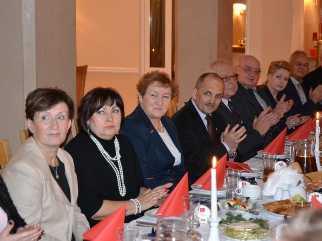 Spotkanie opłatkowe w starostwie powiatowym w Tarnobrzegu [Zdjęcia]