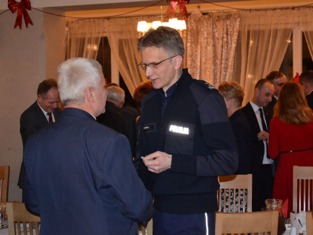 Spotkanie opłatkowe w starostwie powiatowym w Tarnobrzegu [Zdjęcia]