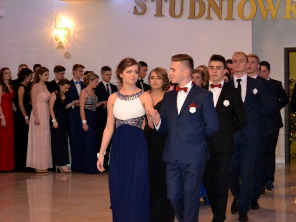 Studniówka w 