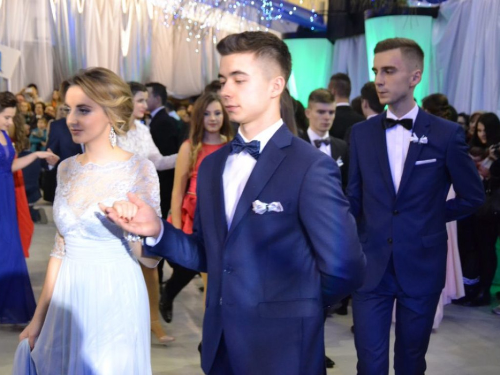 Studniówka Liceum Ogólnokształcącego im. M. Kopernika w Tarnobrzegu [ZDJĘCIA]