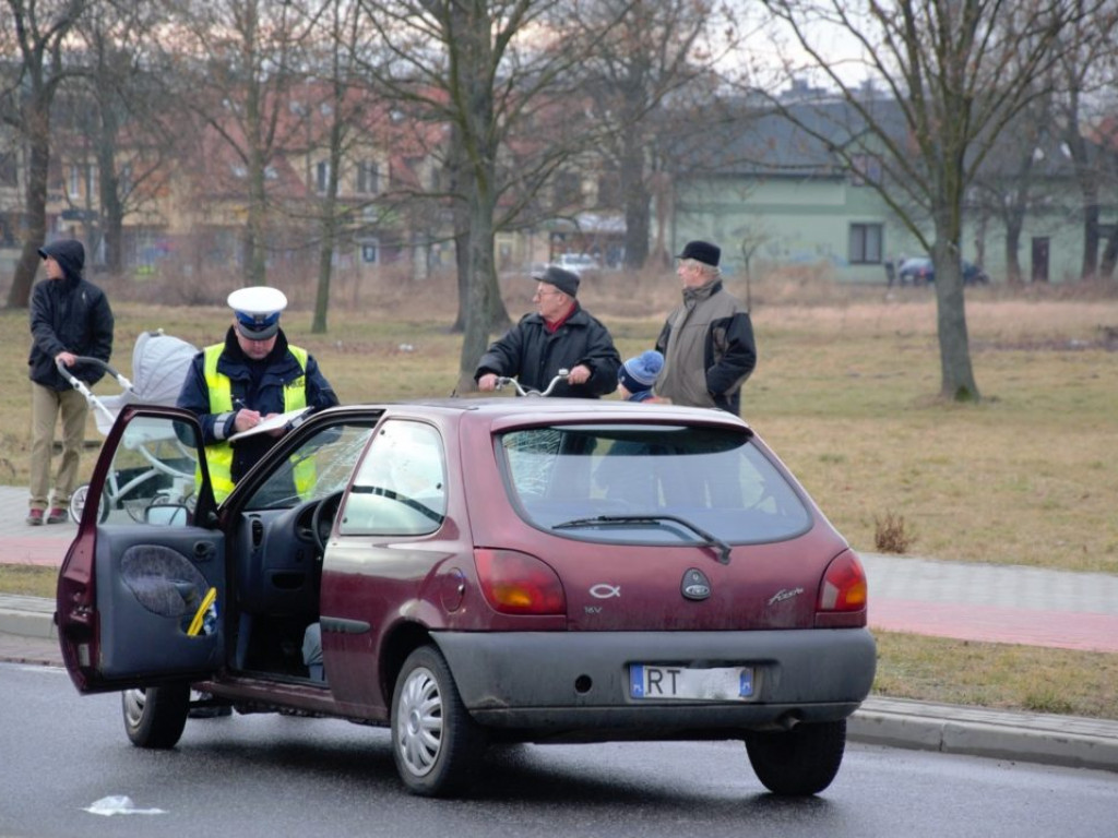 Wypadek na ulicy Sikorskiego [ZDJĘCIA]