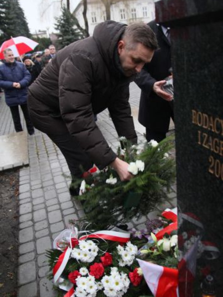 Tarnobrzeżanie w hołdzie Żołnierzom Wyklętym [Zdjęcia]