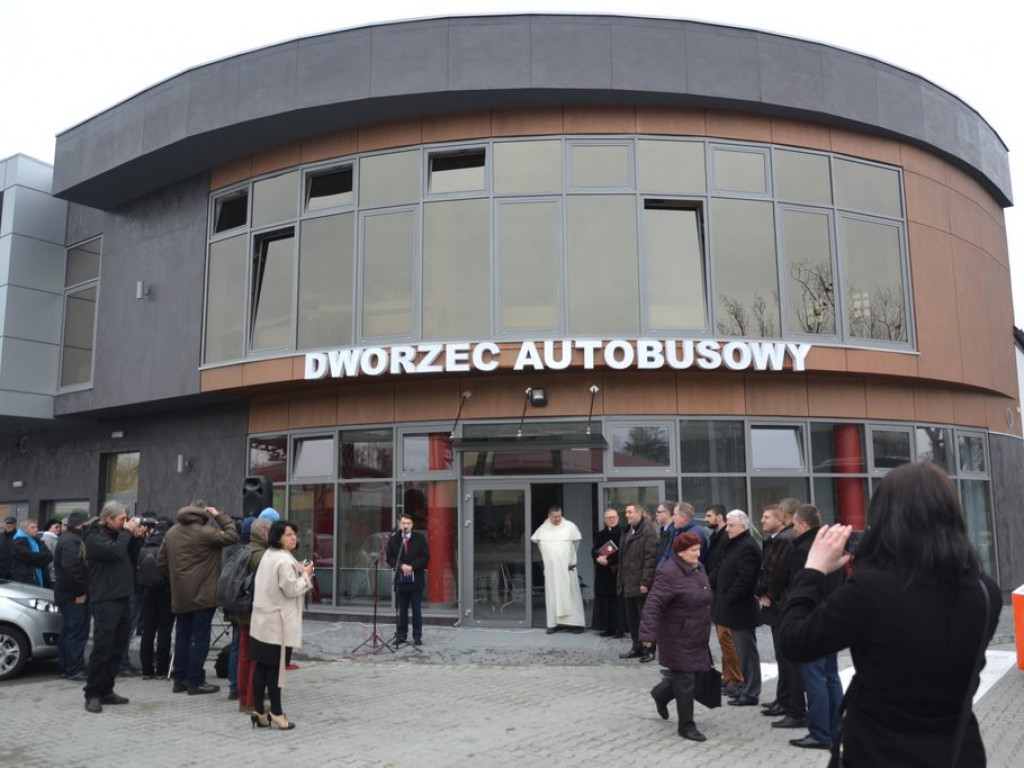 Nowy dworzec otwarty! Tłumy pod Media Expert! [Zdjęcia]