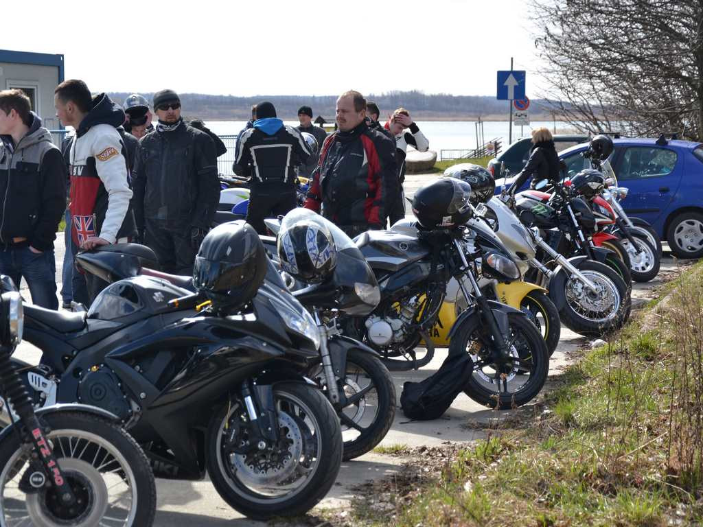 Motocyklowe powitanie wiosny nad Jeziorem Tarnobrzeskim [Zdjęcia]