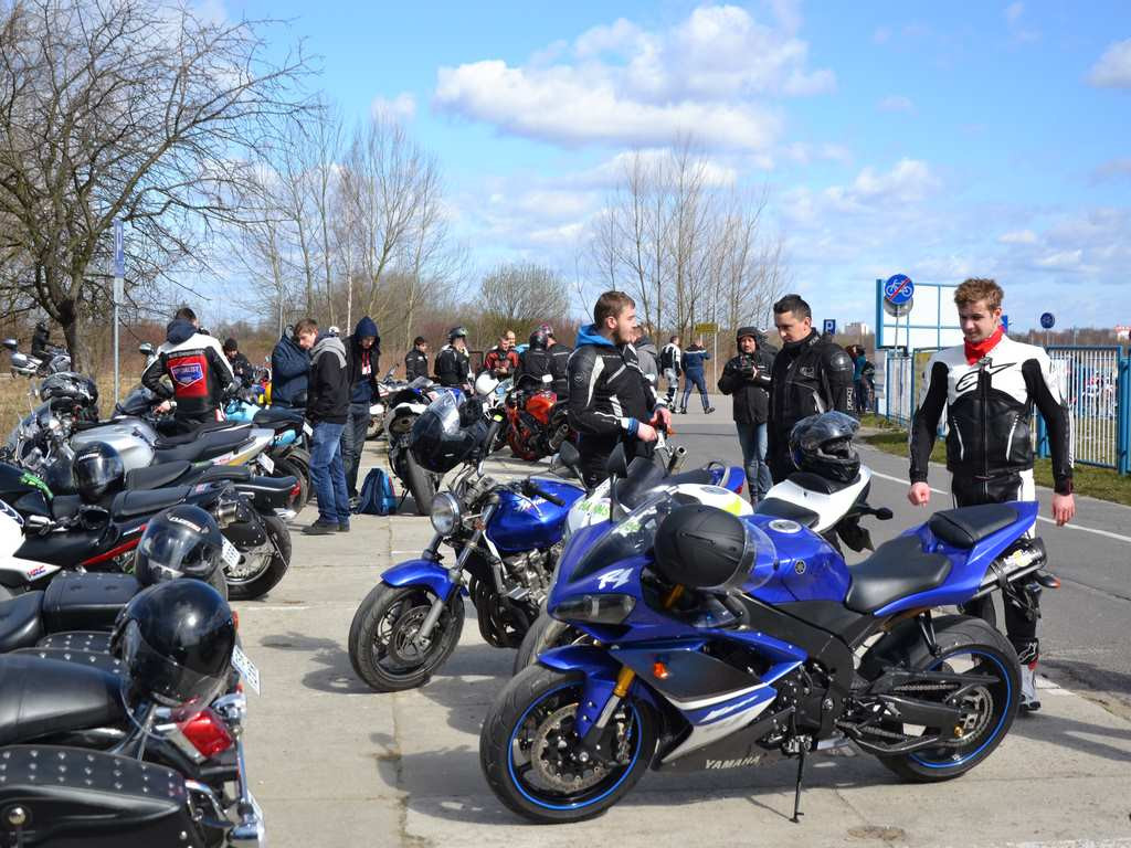 Motocyklowe powitanie wiosny nad Jeziorem Tarnobrzeskim [Zdjęcia]