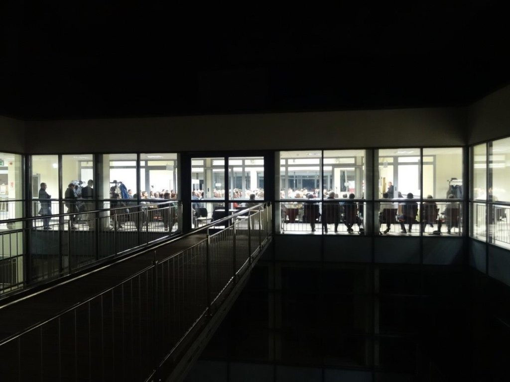 Ponad 200 osób na spotkaniu w bibliotece [Zdjęcia]