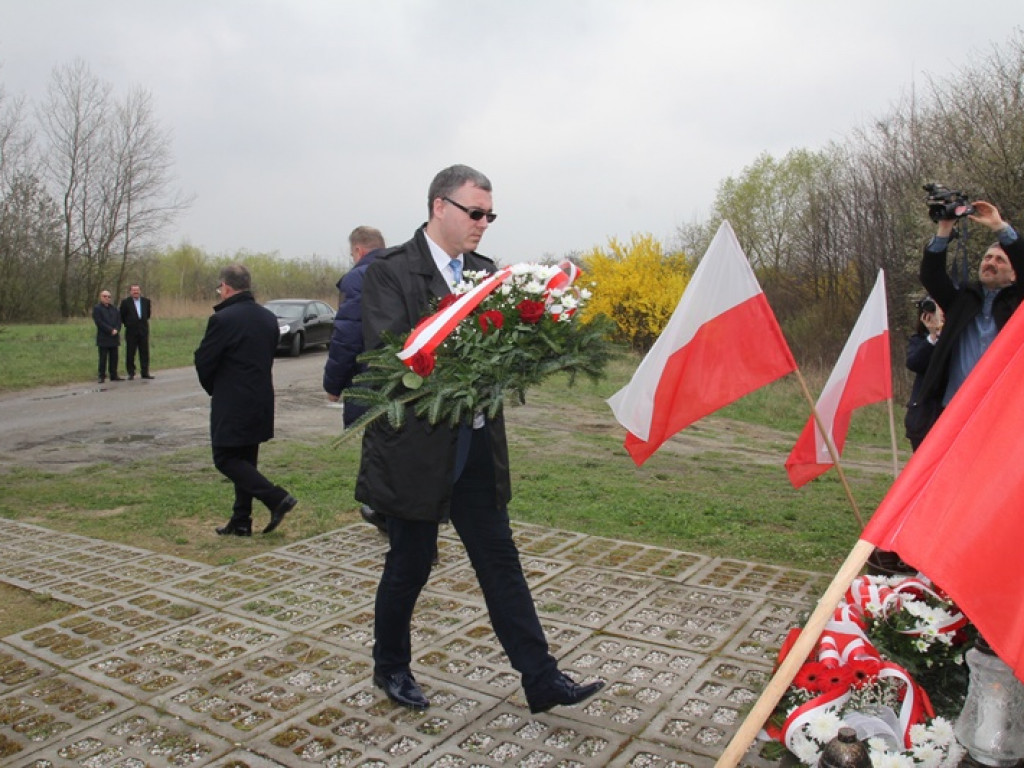 Uczcili pamięć ofiar Katastrofy Smoleńskiej i Zbrodni Katyńskiej