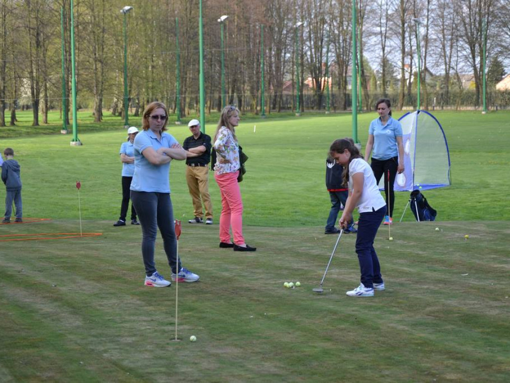 Sezon golfowy otwarty! Zamek w Baranowie zaprasza do gry! [Zdjęcia]