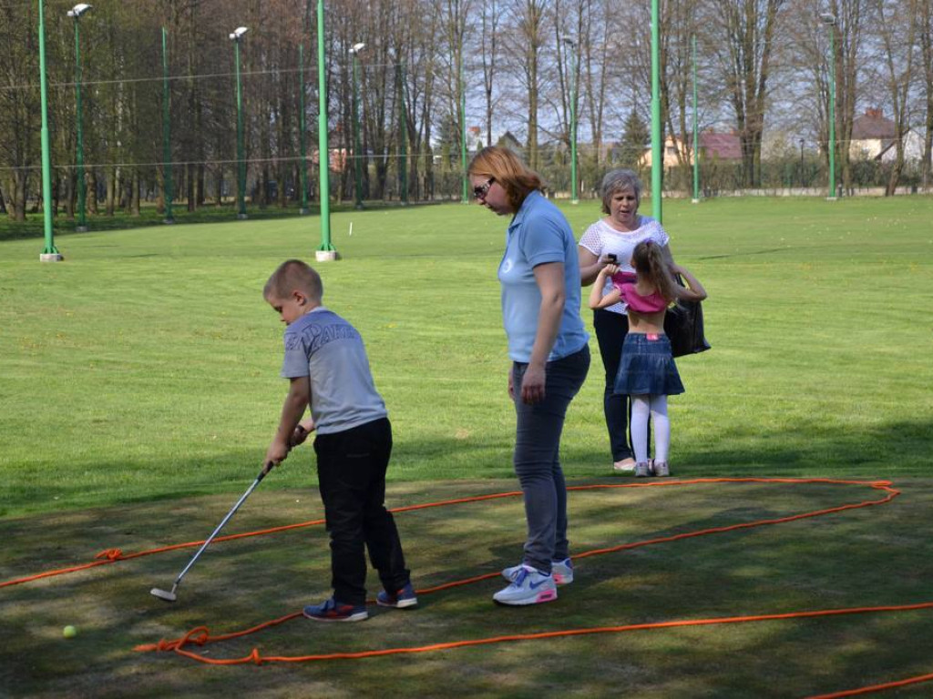 Sezon golfowy otwarty! Zamek w Baranowie zaprasza do gry! [Zdjęcia]