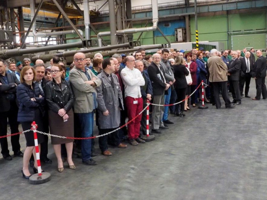 Premier Beata Szydło w Hucie Stalowa Wola [Zdjęcia]