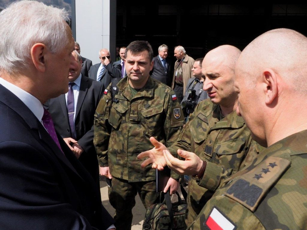 Premier Beata Szydło w Hucie Stalowa Wola [Zdjęcia]