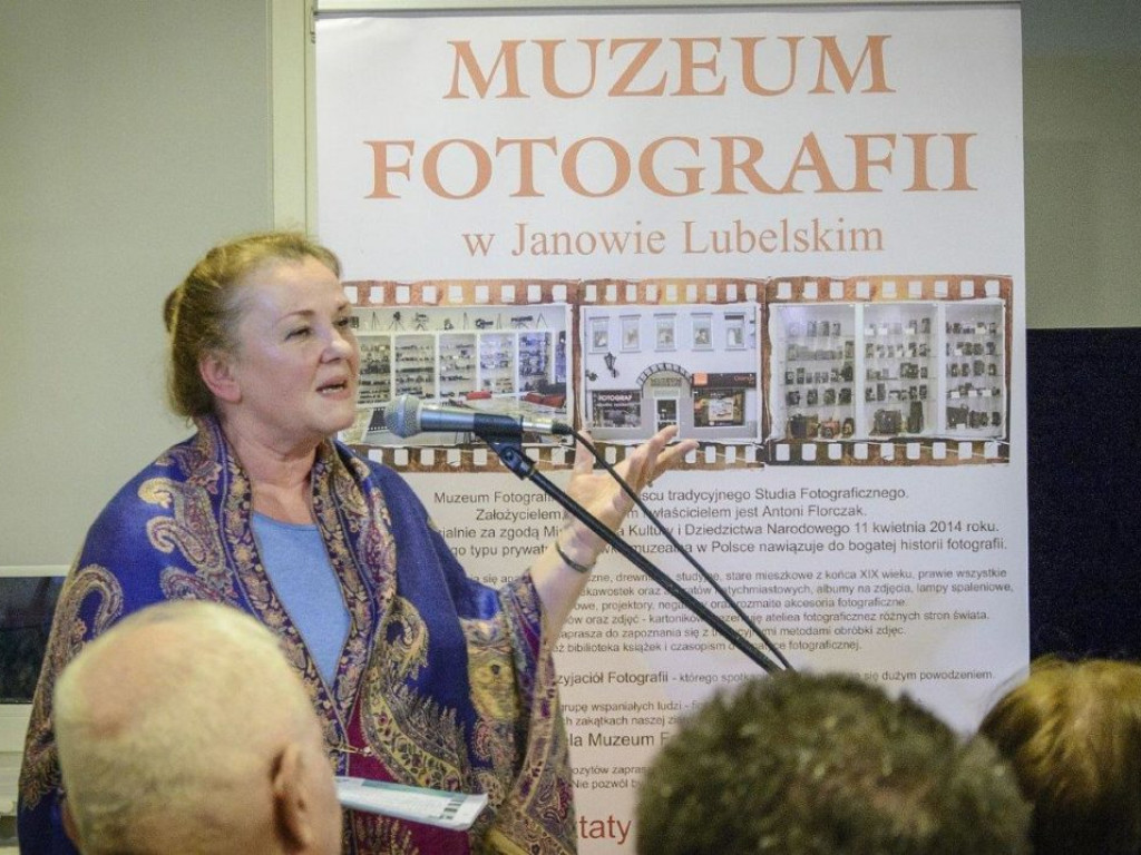 Noc Muzeów 2016 po janowsku, czyli... kobiety, wino i śpiew [Zdjęcia]