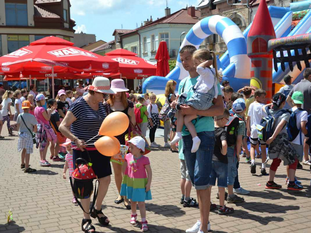 Dzień Dziecka na tarnobrzeskim rynku [ZDJĘCIA]