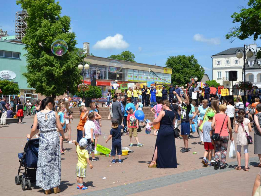 Dzień Dziecka na tarnobrzeskim rynku [ZDJĘCIA]